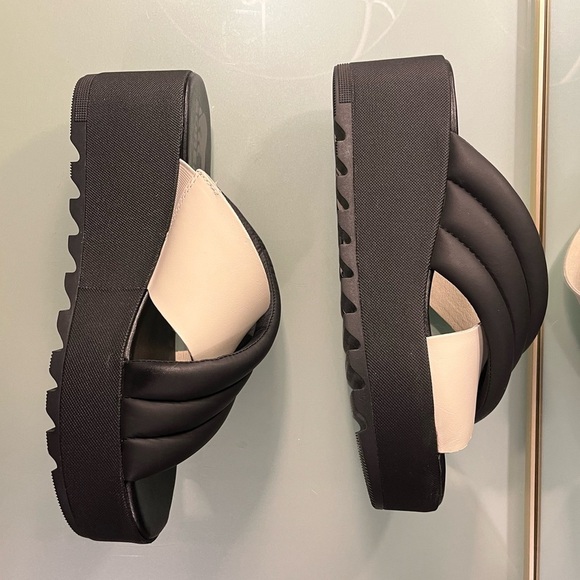 Sorel Cameron Flatform Puff Mule - Picture 4 of 7